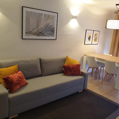 Maxx Apartamento ซาลอว์ ภายนอก รูปภาพ